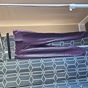 NWT WHBM Vegan Leather Runway Legging in Cabernet size 14R